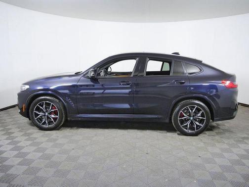 Carbon Black Metallic 2022 BMW X4 M40i