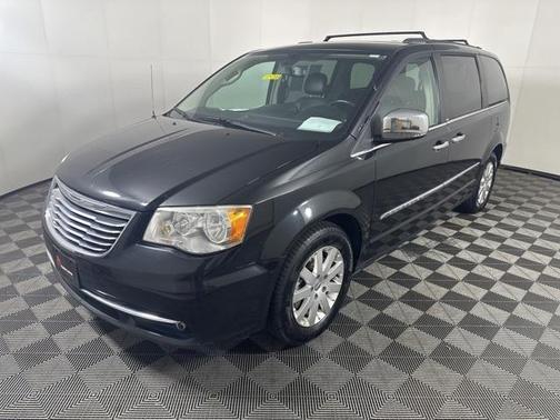 2012 Chrysler Town & Country Touring-L