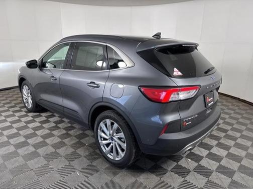 2021 Ford Escape Titanium Hybrid