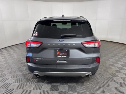 2021 Ford Escape Titanium Hybrid