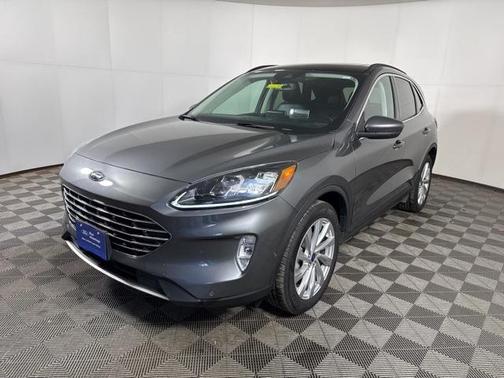 2021 Ford Escape Titanium Hybrid