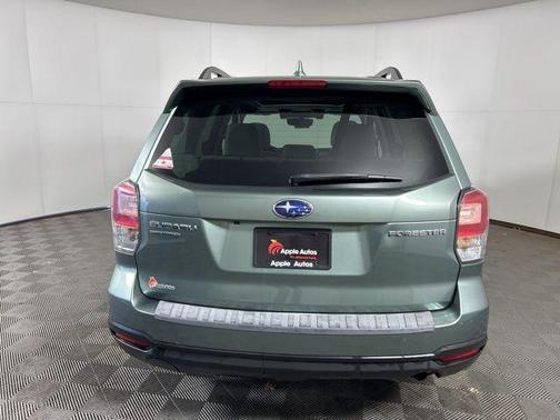 Jasmine Green Metallic 2018 Subaru Forester 2.5i Premium