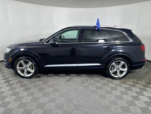 Orca Black Metallic 2019 Audi Q7 55 Prestige