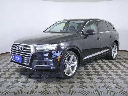 Orca Black Metallic 2019 Audi Q7 55 Prestige
