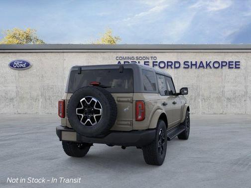 Desert Sand 2026 Ford Bronco Outer Banks