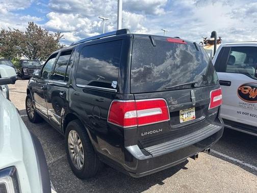 2013 Lincoln Navigator Base