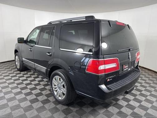 2013 Lincoln Navigator Base