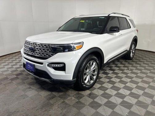 Star White 2023 Ford Explorer Limited