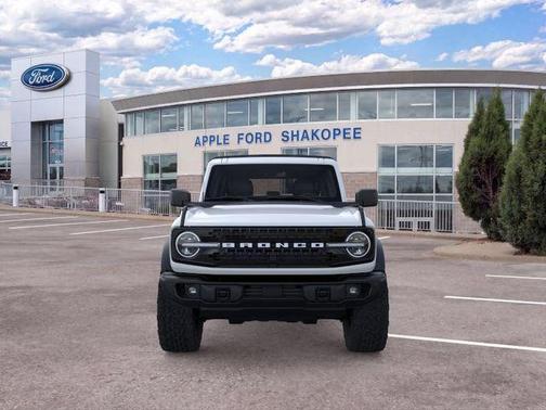 Oxford White 2026 Ford Bronco Badlands