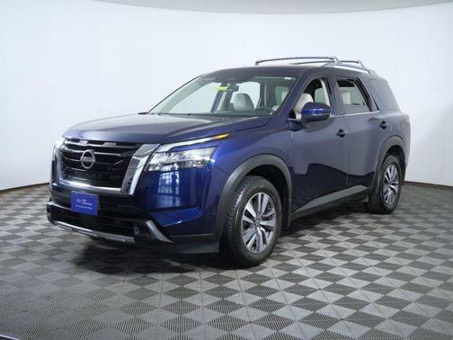 Deep Ocean Blue 2023 Nissan Pathfinder SL