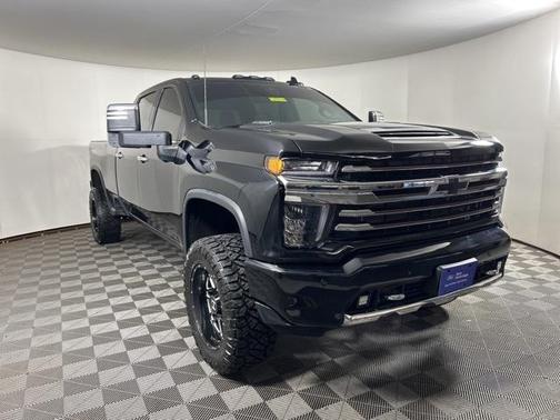2022 Chevrolet Silverado 3500 High Country
