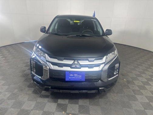 Labrador Black Pearl 2025 Mitsubishi Outlander Sport 2.0 ES