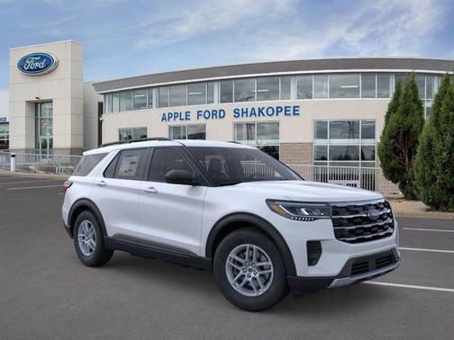 White Metallic 2026 Ford Explorer Active
