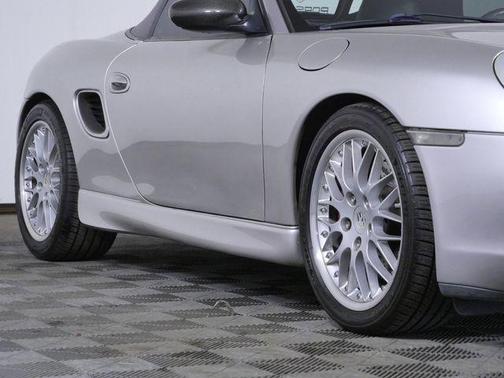 Arctic Silver Metallic 2002 Porsche Boxster S
