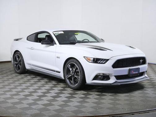 Oxford White 2016 Ford Mustang GT Premium