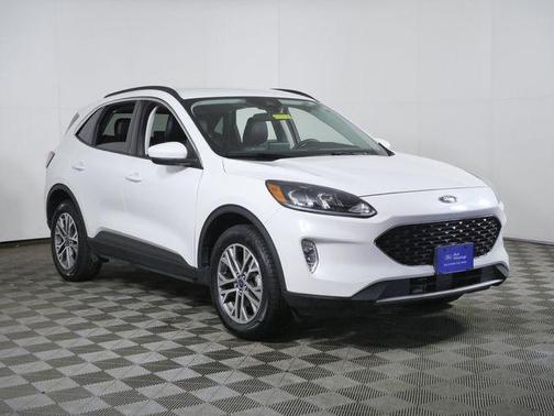 White Metallic 2022 Ford Escape SEL