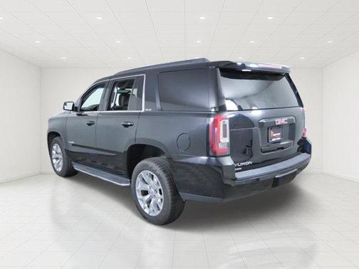 Onyx Black 2019 GMC Yukon SLE