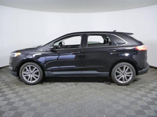 Black Metallic 2024 Ford Edge Titanium