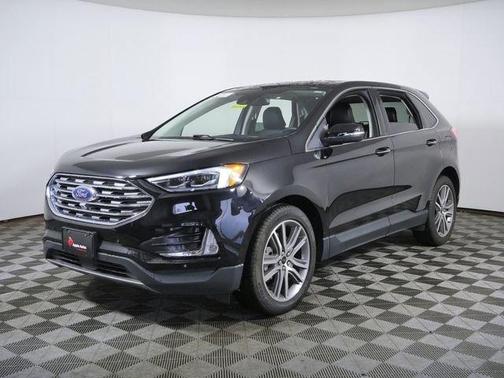Black Metallic 2024 Ford Edge Titanium