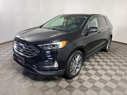 Black Metallic 2024 Ford Edge Titanium