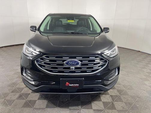 Agate Black Metallic 2024 Ford Edge Titanium