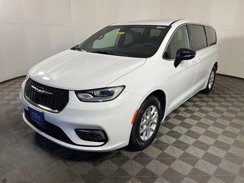 Bright White Clearcoat 2025 Chrysler Pacifica Select