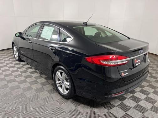 2018 Ford Fusion Hybrid SE