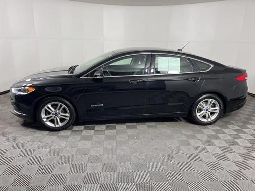 2018 Ford Fusion Hybrid SE
