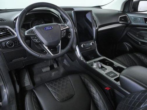 Gray Metallic 2024 Ford Edge Titanium