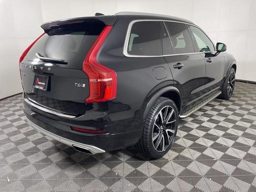 2020 Volvo XC90 T6 Momentum 6 Passenger