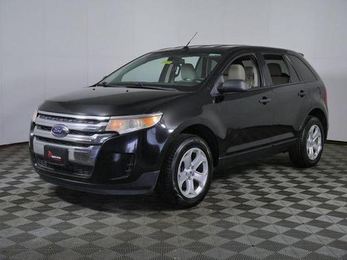 Tuxedo Black Metallic 2011 Ford Edge SE