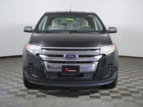 Tuxedo Black Metallic 2011 Ford Edge SE