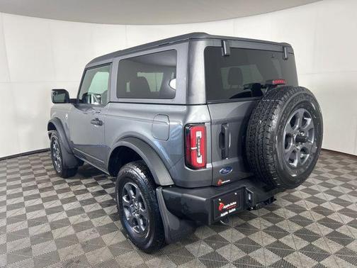 Gray Metallic 2022 Ford Bronco Big Bend