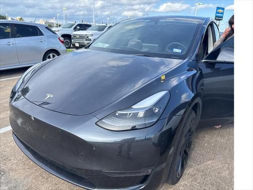 2024 Tesla Model Y Long Range Dual Motor All-Wheel Drive