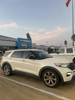 2020 Ford Explorer ST