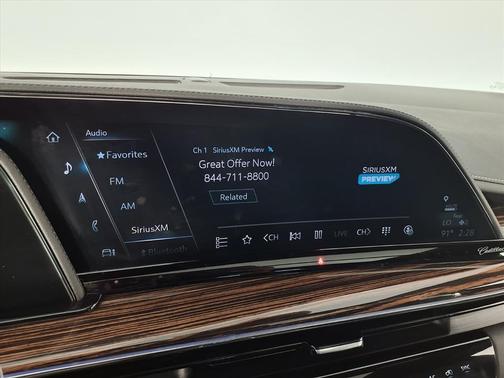 2024 Cadillac Escalade ESV Premium Luxury