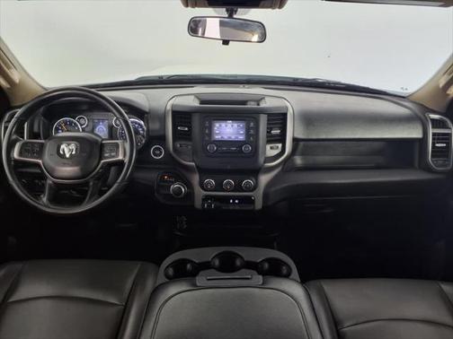 2020 RAM 2500 Tradesman Crew Cab 4X2 8' Box