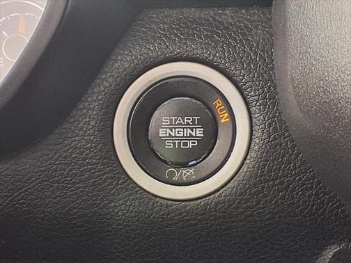 2020 RAM 2500 Tradesman Crew Cab 4X2 8' Box