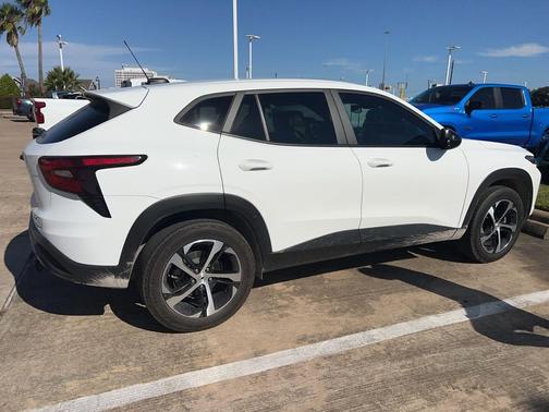 2024 Chevrolet Trax FWD 1RS