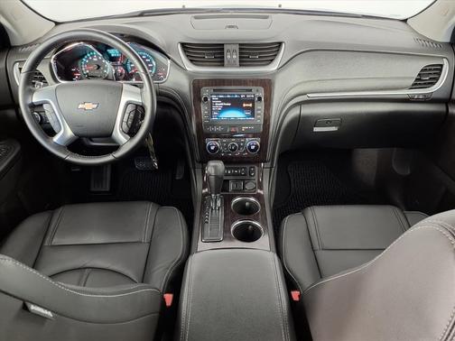 2017 Chevrolet Traverse 2LT