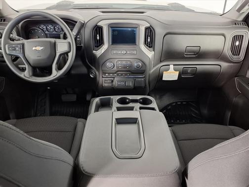 2026 Chevrolet Silverado 3500 WT