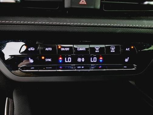 2023 Buick Envision Essence FWD