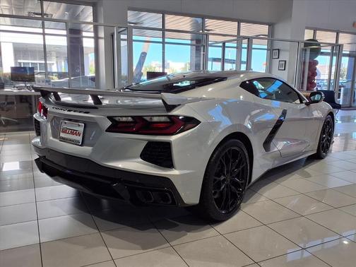 2026 Chevrolet Corvette Stingray w/2LT