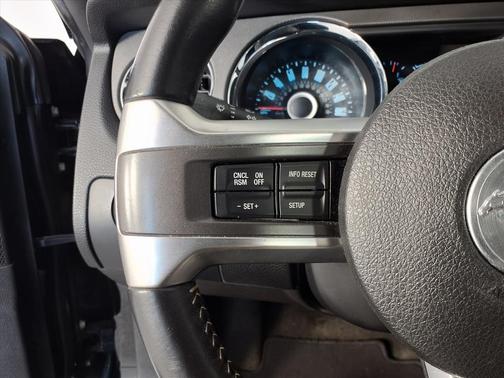 2014 Ford Mustang V6