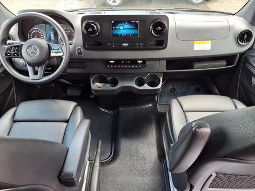 2024 Mercedes-Benz Sprinter 2500 High Roof