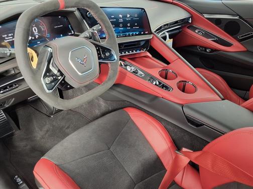 2026 Chevrolet Corvette Stingray w/2LT