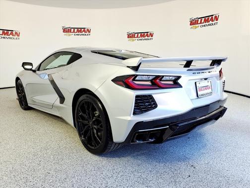2026 Chevrolet Corvette Stingray w/2LT
