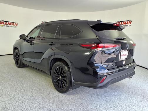 2024 Toyota Highlander XSE
