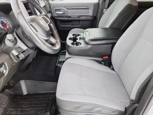 2022 RAM 2500 Big Horn Crew Cab 4x4 6'4' Box