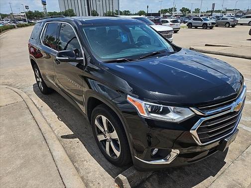 2021 Chevrolet Traverse LT Leather